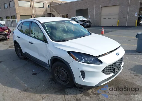 2022 Ford Escape S from USA, damaged, VIN 1FMCU0F68NUA82942